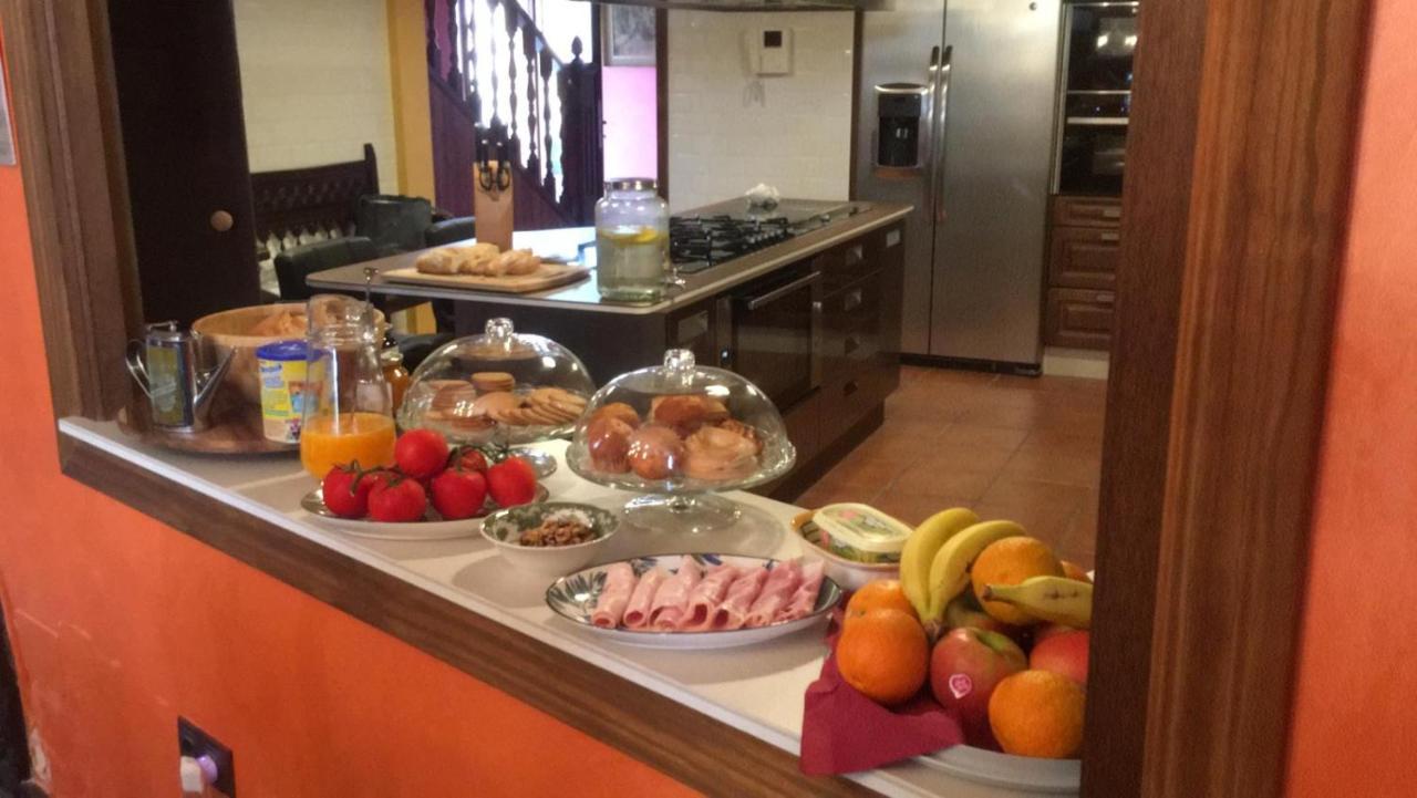 Casa Del Trotamundos Guest House Villamayor de Campos ภายนอก รูปภาพ