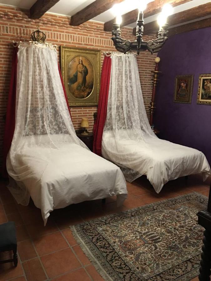 Casa Del Trotamundos Guest House Villamayor de Campos ภายนอก รูปภาพ