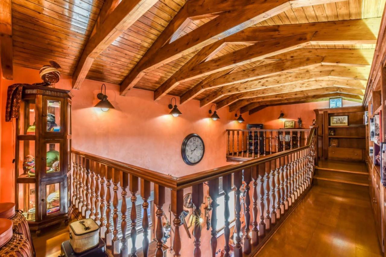 Casa Del Trotamundos Guest House Villamayor de Campos ภายนอก รูปภาพ