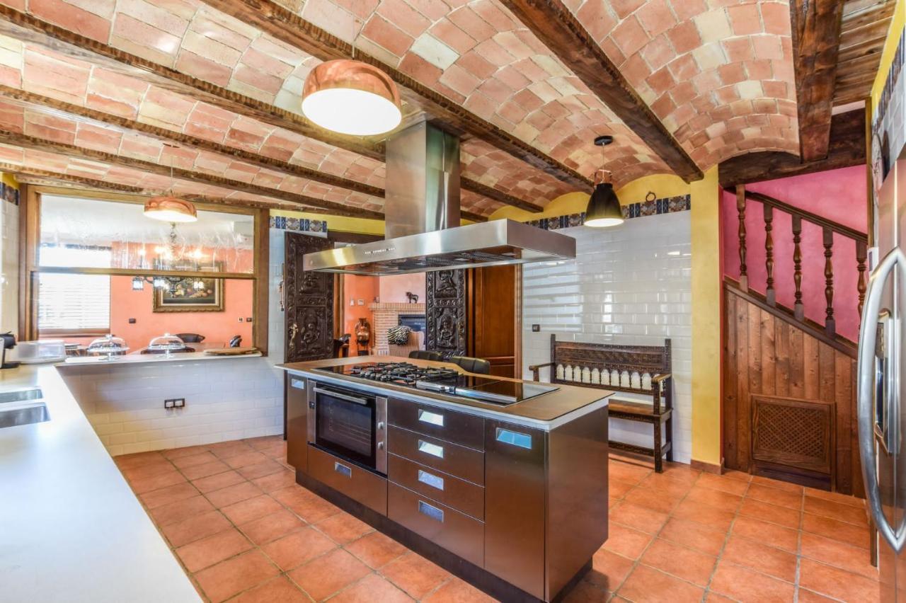 Casa Del Trotamundos Guest House Villamayor de Campos ภายนอก รูปภาพ